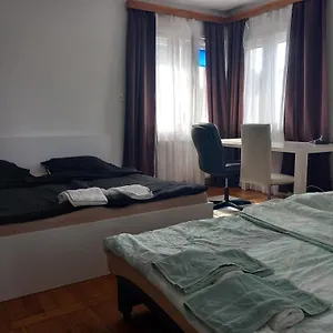 & Murgle , Lubiana Slovenia