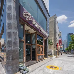 Staywell 2*, Busan Corea del Sud