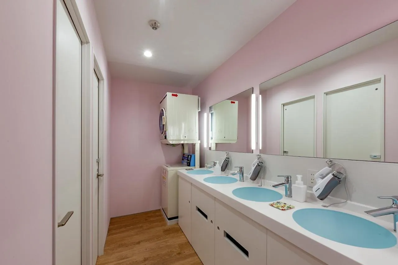 Plat Hostel Keikyu Haneda Home Tokio 0*,  Japonia