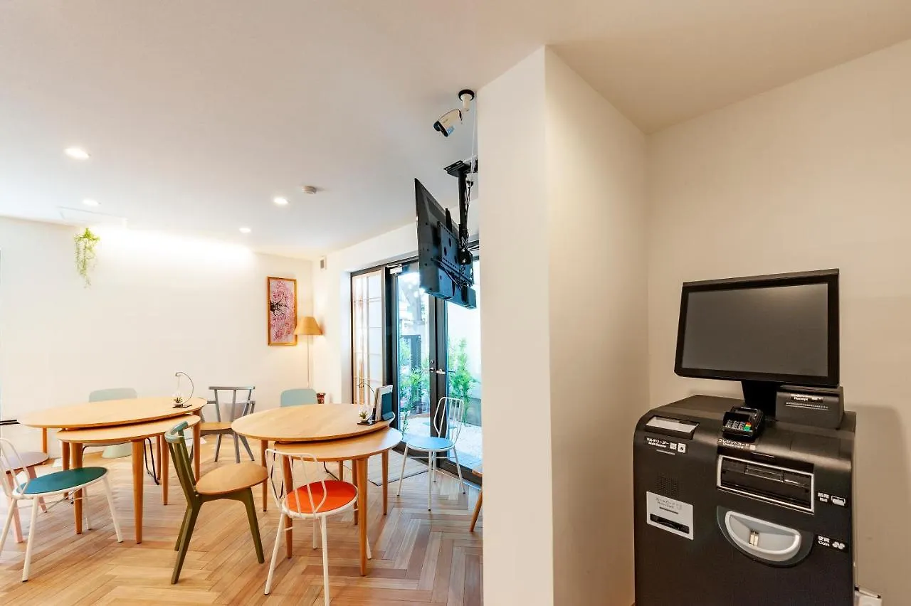 Plat Hostel Keikyu Haneda Home Tokyo Japan