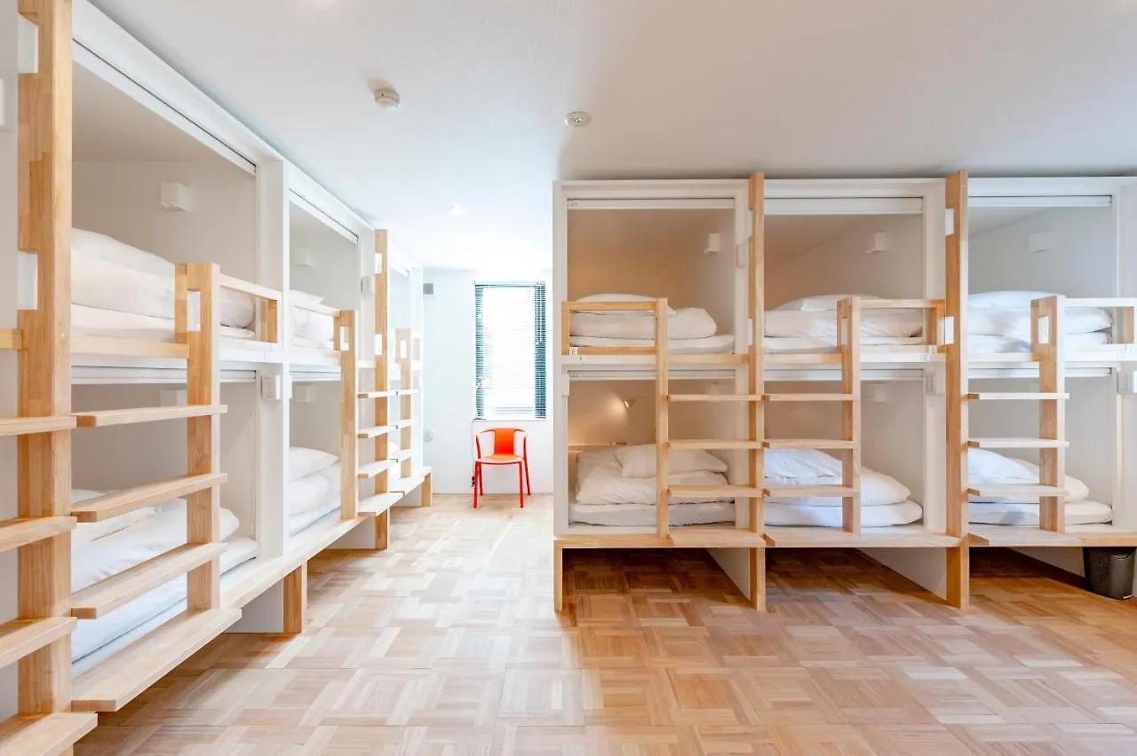 Plat Hostel Keikyu Haneda Home Tokyo
