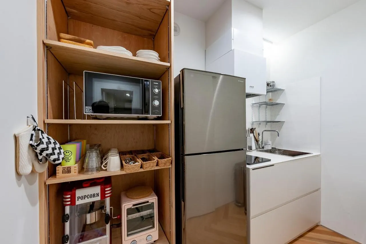 Plat Hostel Keikyu Haneda Home Tokyo Japan